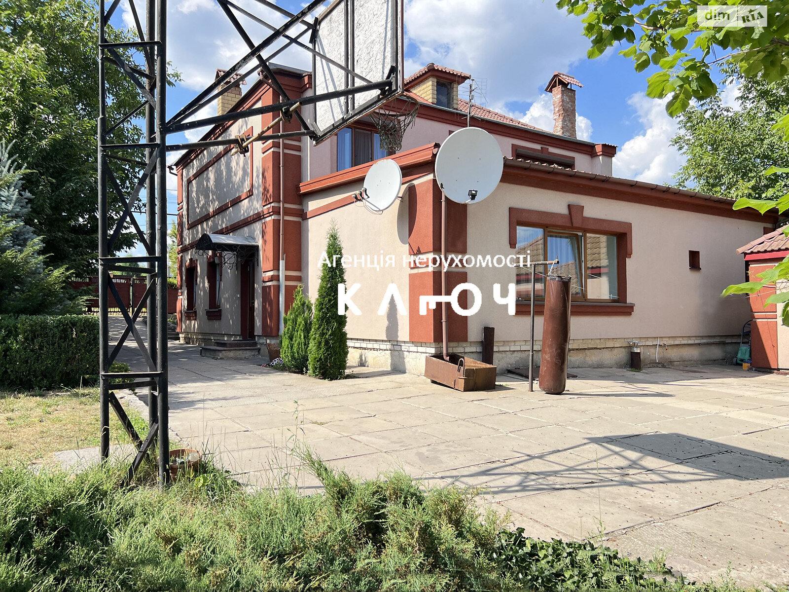 двухэтажный дом с гаражом, 216 кв. м, кирпич. Продажа в Соколовском фото 1 двухэтажный дом с гаражом, 216 кв. м, кирпич. Продажа в Соколовском фото 1