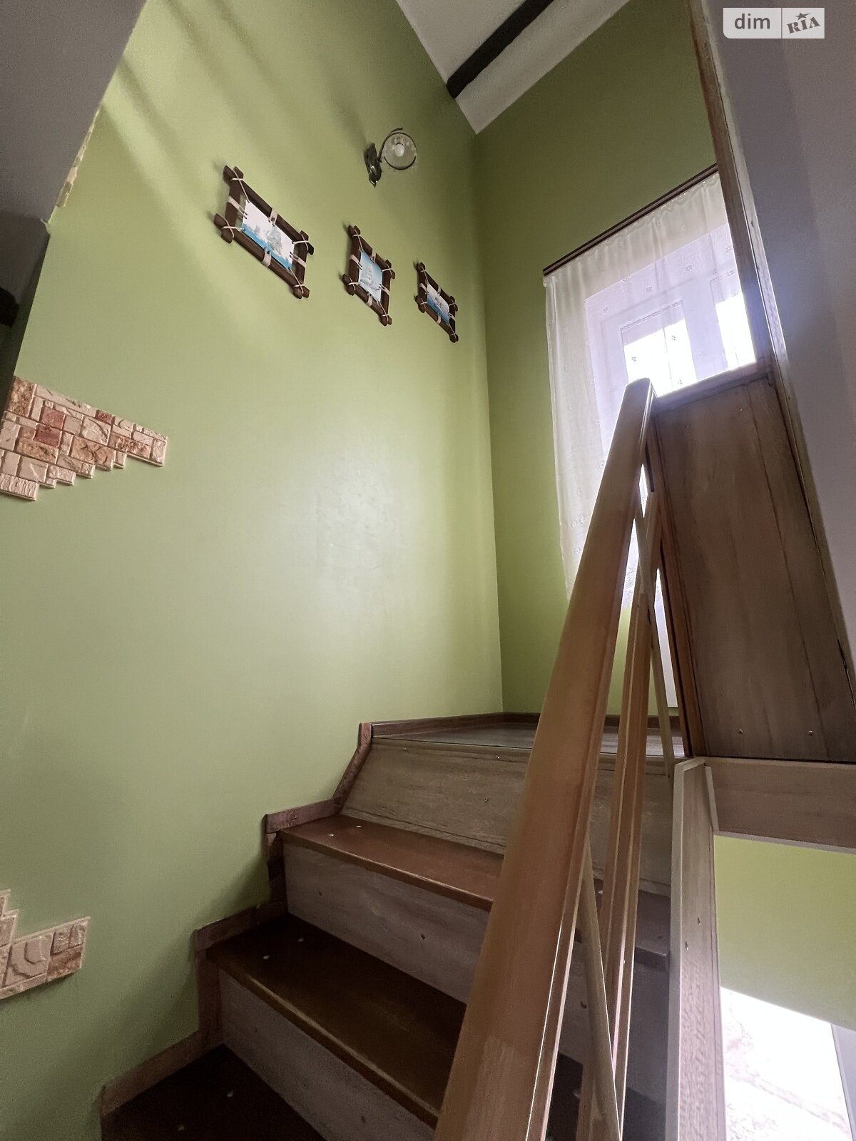 двухэтажный дом с ремонтом, 250 кв. м, кирпич. Продажа в Солнечном фото 1 двухэтажный дом с ремонтом, 250 кв. м, кирпич. Продажа в Солнечном фото 1