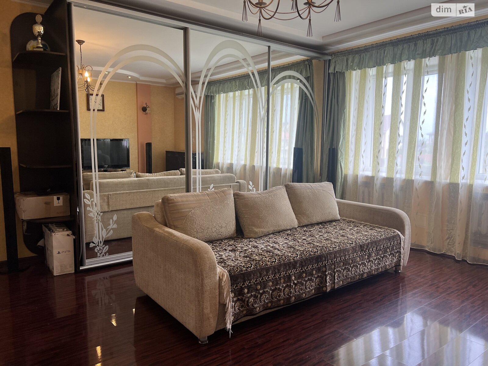 двухэтажный дом с ремонтом, 250 кв. м, кирпич. Продажа в Солнечном фото 1 двухэтажный дом с ремонтом, 250 кв. м, кирпич. Продажа в Солнечном фото 1