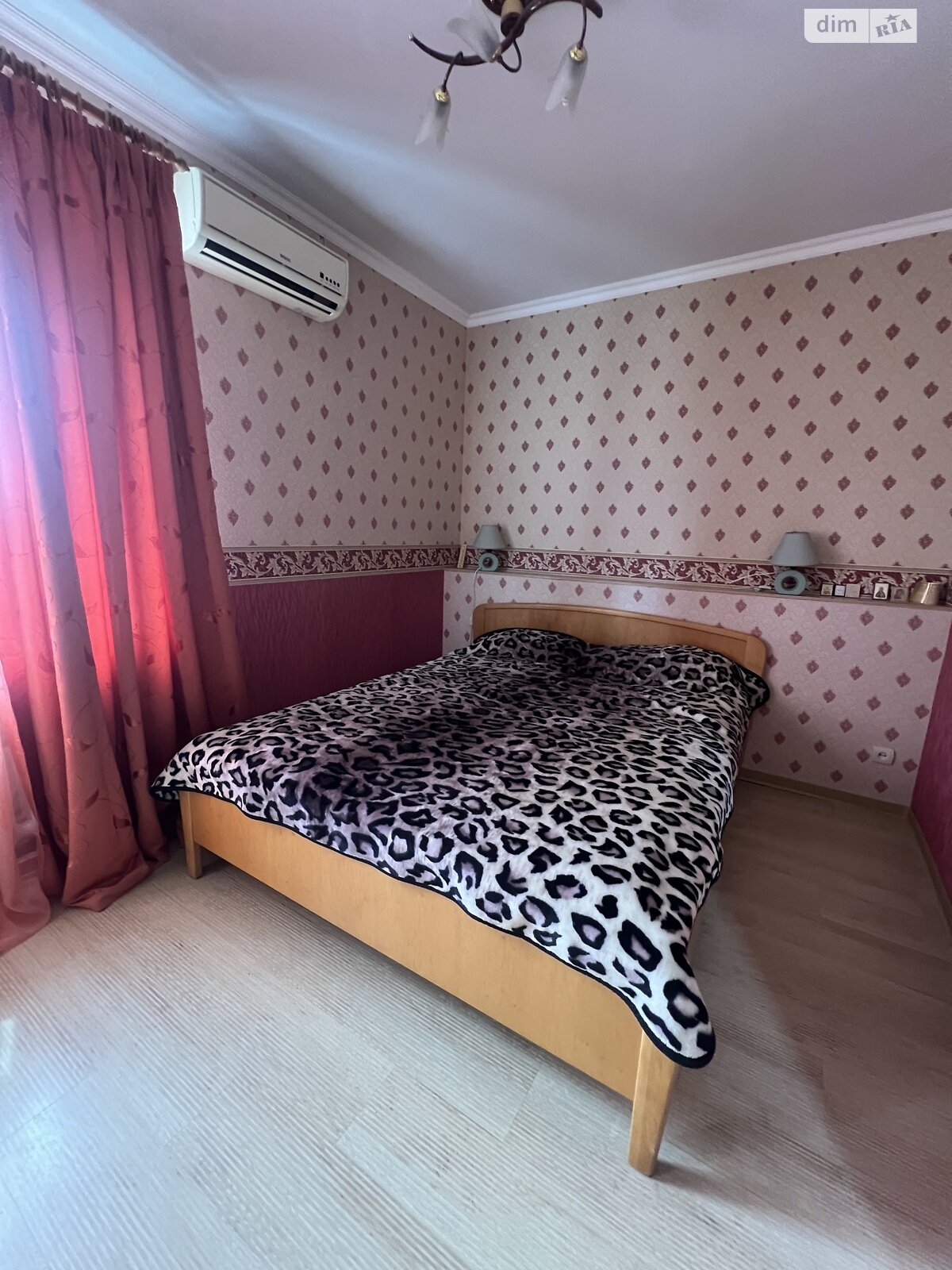 двухэтажный дом с ремонтом, 250 кв. м, кирпич. Продажа в Солнечном фото 1 двухэтажный дом с ремонтом, 250 кв. м, кирпич. Продажа в Солнечном фото 1