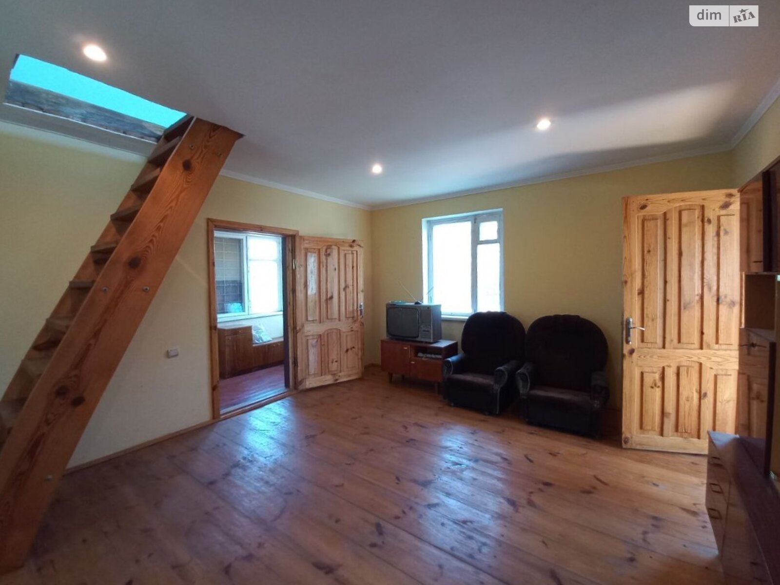 двоповерховий будинок з гаражем, 110.5 кв. м, цегла. Продаж у Сонячне фото 1 двоповерховий будинок з гаражем, 110.5 кв. м, цегла. Продаж у Сонячне фото 1