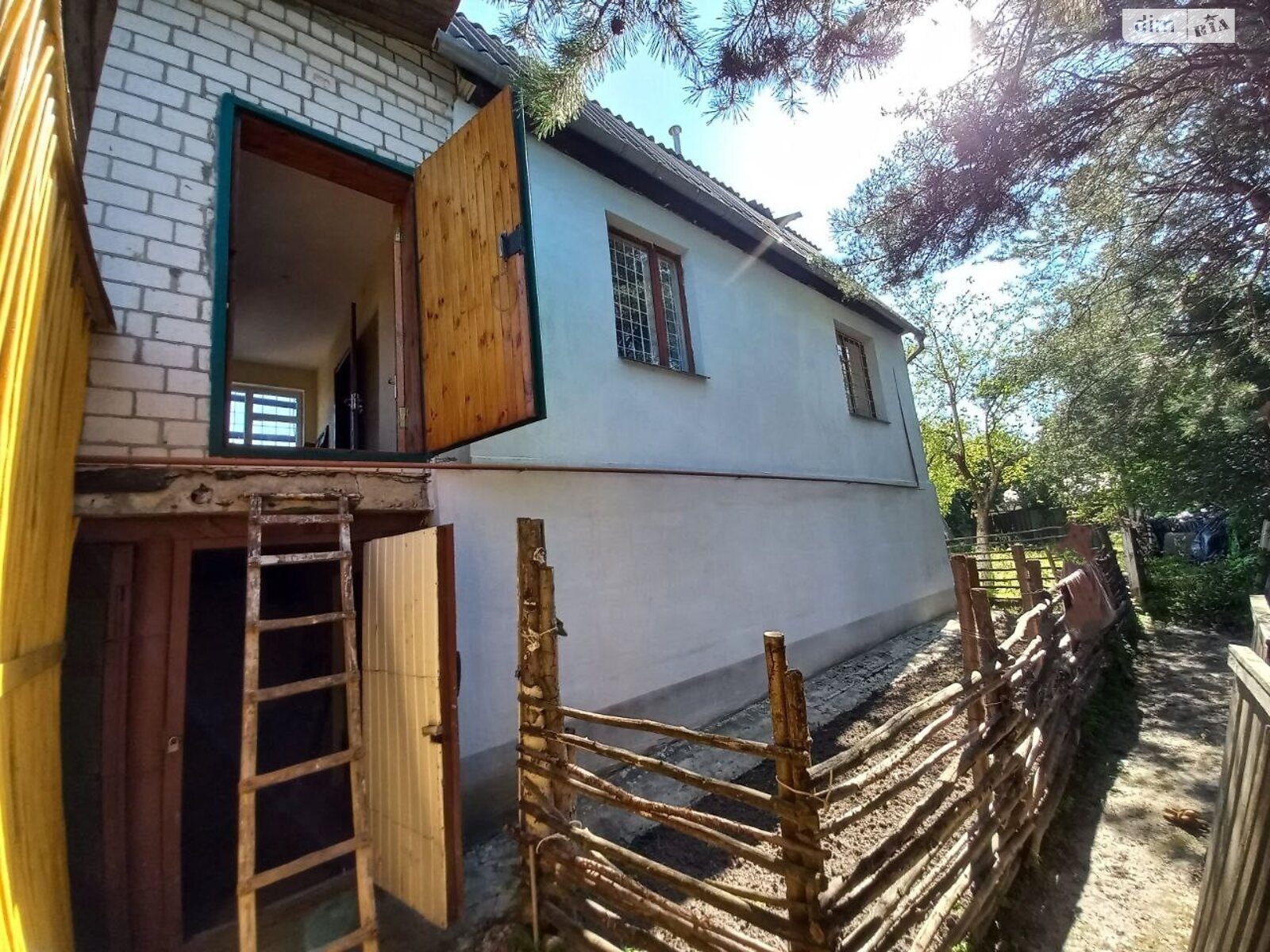 двоповерховий будинок з гаражем, 110.5 кв. м, цегла. Продаж у Сонячне фото 1 двоповерховий будинок з гаражем, 110.5 кв. м, цегла. Продаж у Сонячне фото 1