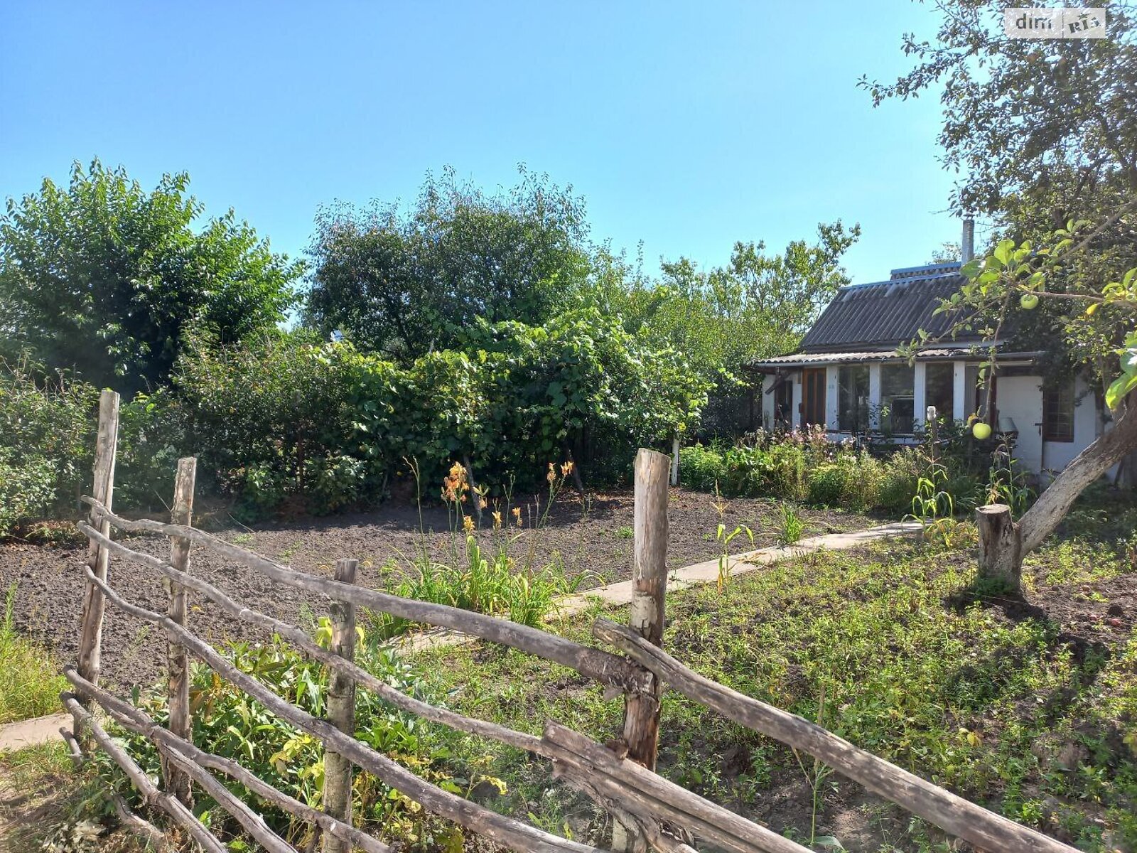 двоповерховий будинок з гаражем, 110.5 кв. м, цегла. Продаж у Сонячне фото 1 двоповерховий будинок з гаражем, 110.5 кв. м, цегла. Продаж у Сонячне фото 1