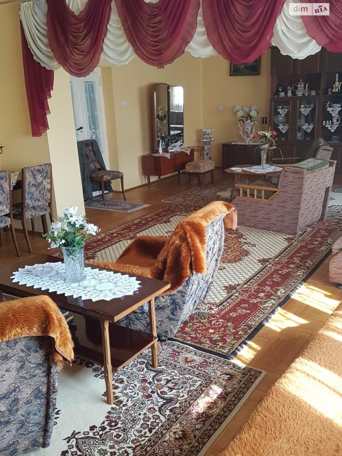 двоповерховий будинок, 327 кв. м, цегла. Продаж у Соломонове фото 1 двоповерховий будинок, 327 кв. м, цегла. Продаж у Соломонове фото 1