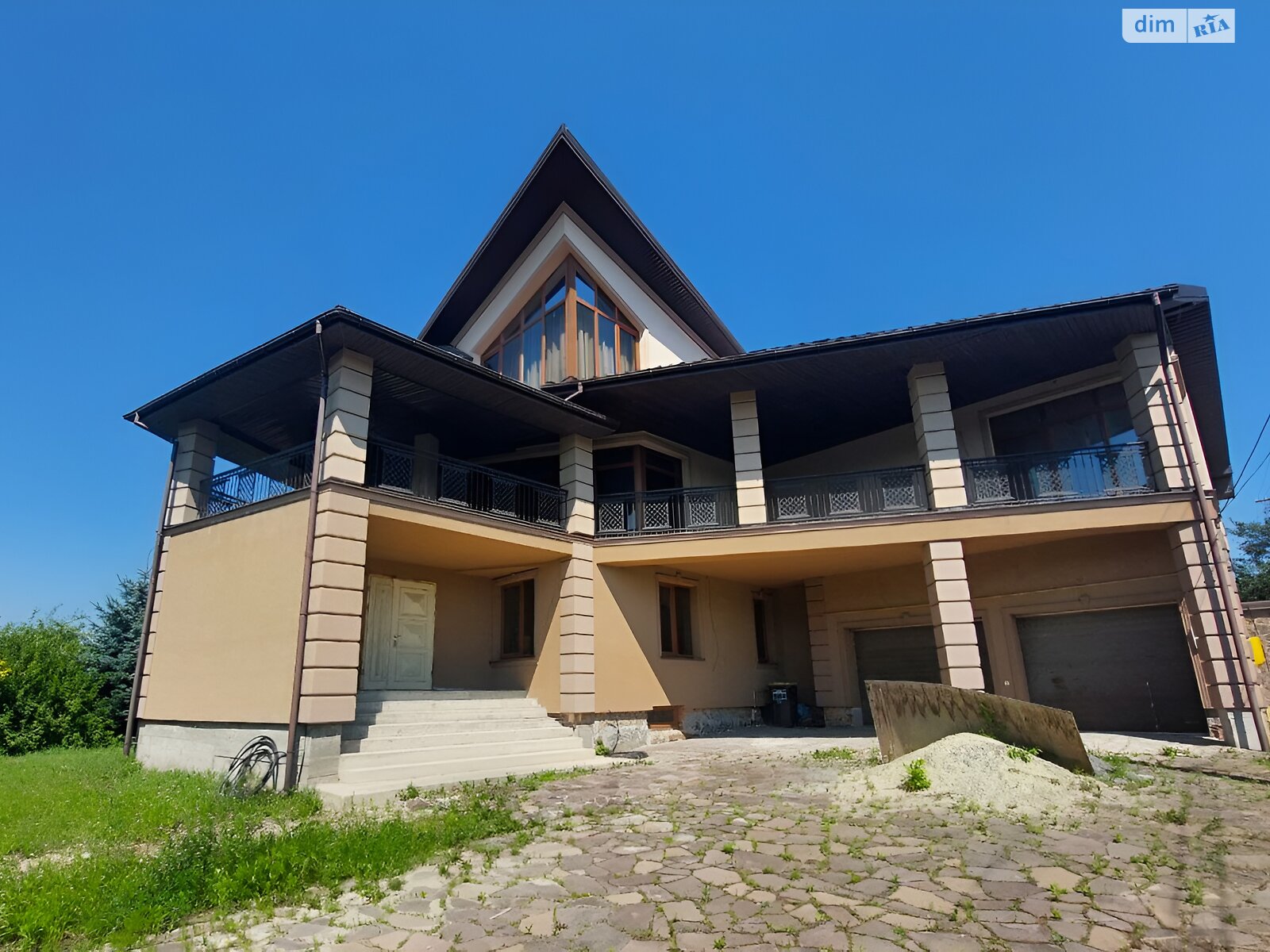 триповерховий будинок з верандою, 485 кв. м, цегла. Продаж у Солонці фото 1 триповерховий будинок з верандою, 485 кв. м, цегла. Продаж у Солонці фото 1