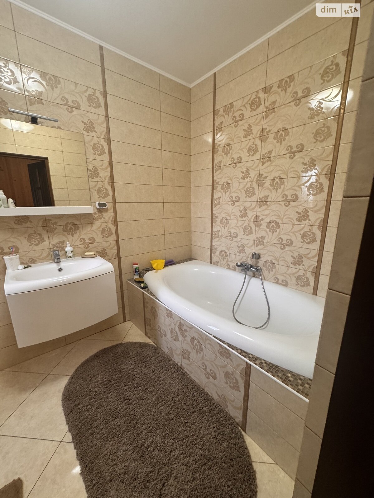 двоповерховий будинок з верандою, 237.8 кв. м, цегла. Продаж у Солонці фото 1 двоповерховий будинок з верандою, 237.8 кв. м, цегла. Продаж у Солонці фото 1