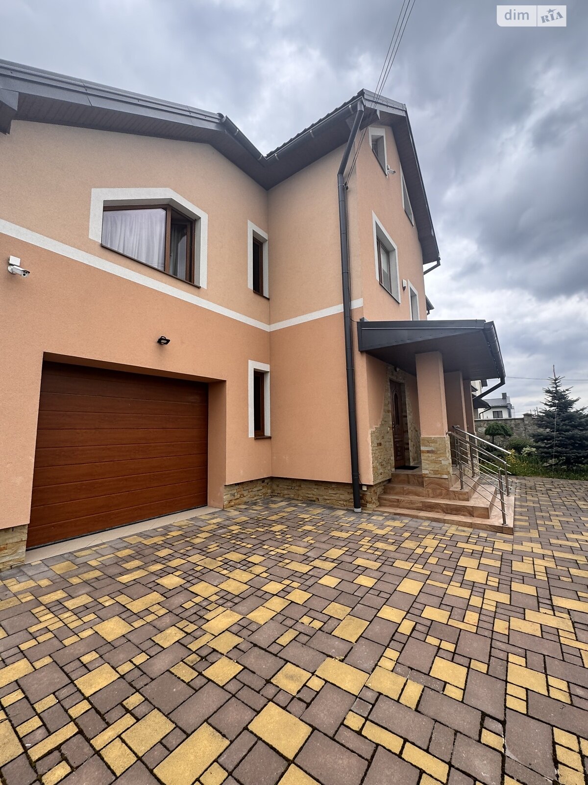 двоповерховий будинок з верандою, 237.8 кв. м, цегла. Продаж у Солонці фото 1 двоповерховий будинок з верандою, 237.8 кв. м, цегла. Продаж у Солонці фото 1