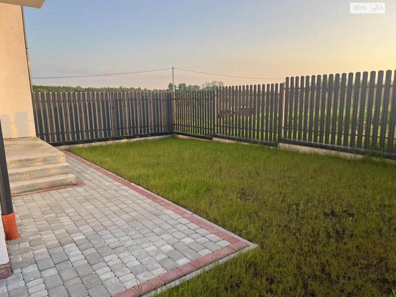 двоповерховий будинок з опаленням, 120 кв. м, цегла. Продаж у Солонці фото 1