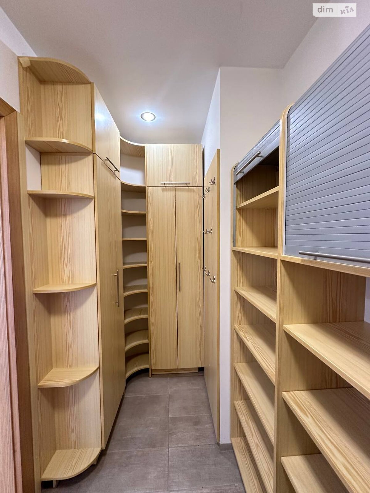 двоповерховий будинок з гаражем, 303 кв. м, цегла. Продаж у Солонці фото 1 двоповерховий будинок з гаражем, 303 кв. м, цегла. Продаж у Солонці фото 1