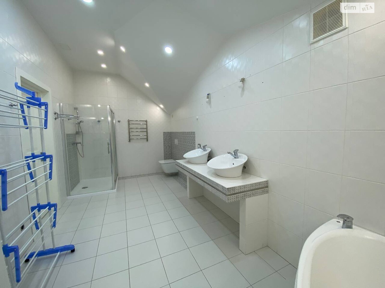 двоповерховий будинок з гаражем, 303 кв. м, цегла. Продаж у Солонці фото 1 двоповерховий будинок з гаражем, 303 кв. м, цегла. Продаж у Солонці фото 1