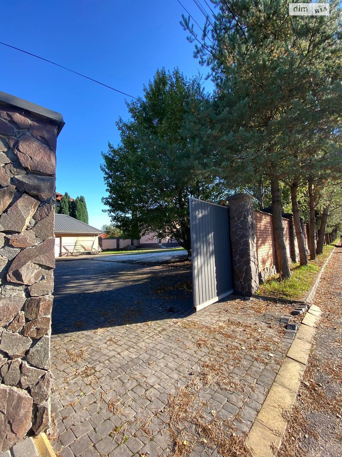 двоповерховий будинок з гаражем, 303 кв. м, цегла. Продаж у Солонці фото 1 двоповерховий будинок з гаражем, 303 кв. м, цегла. Продаж у Солонці фото 1