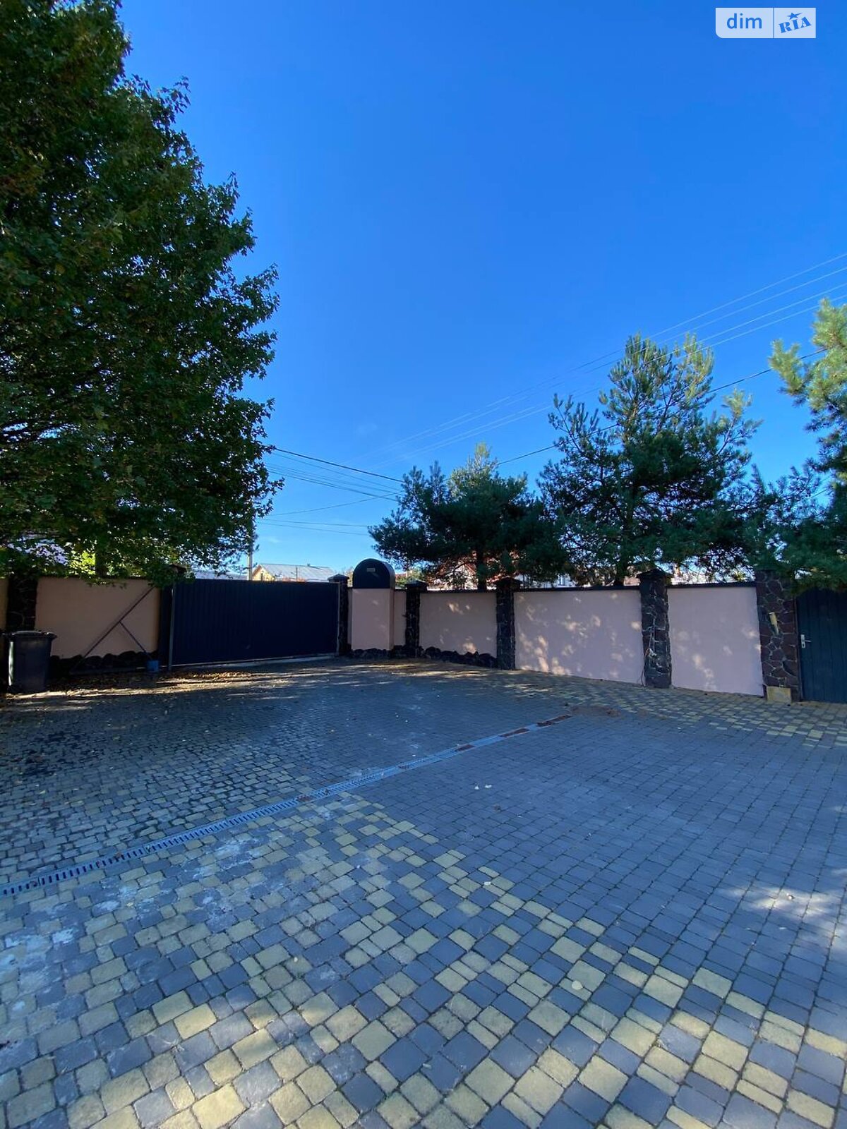 двоповерховий будинок з гаражем, 303 кв. м, цегла. Продаж у Солонці фото 1 двоповерховий будинок з гаражем, 303 кв. м, цегла. Продаж у Солонці фото 1