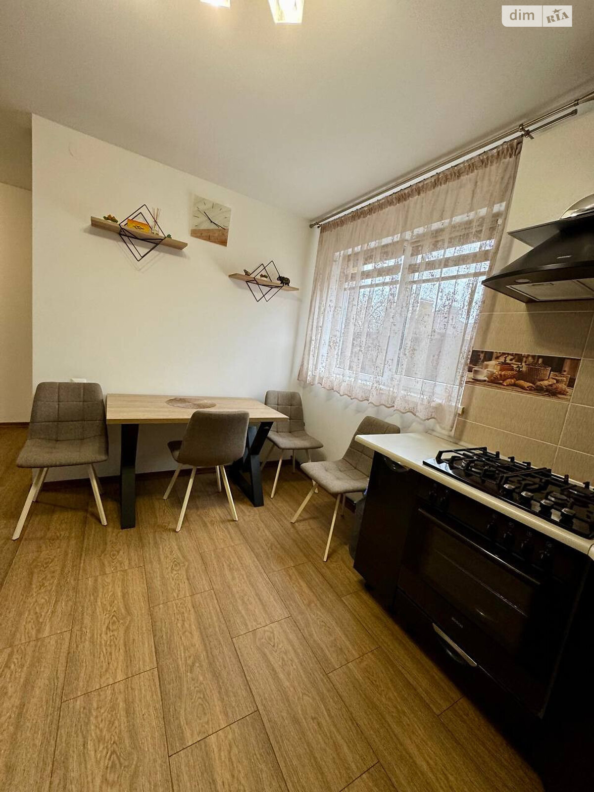двоповерховий будинок, 112 кв. м, цегла. Продаж у Солонці фото 1 двоповерховий будинок, 112 кв. м, цегла. Продаж у Солонці фото 1