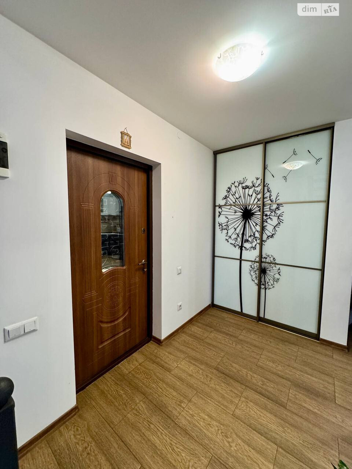 двоповерховий будинок, 112 кв. м, цегла. Продаж у Солонці фото 1 двоповерховий будинок, 112 кв. м, цегла. Продаж у Солонці фото 1