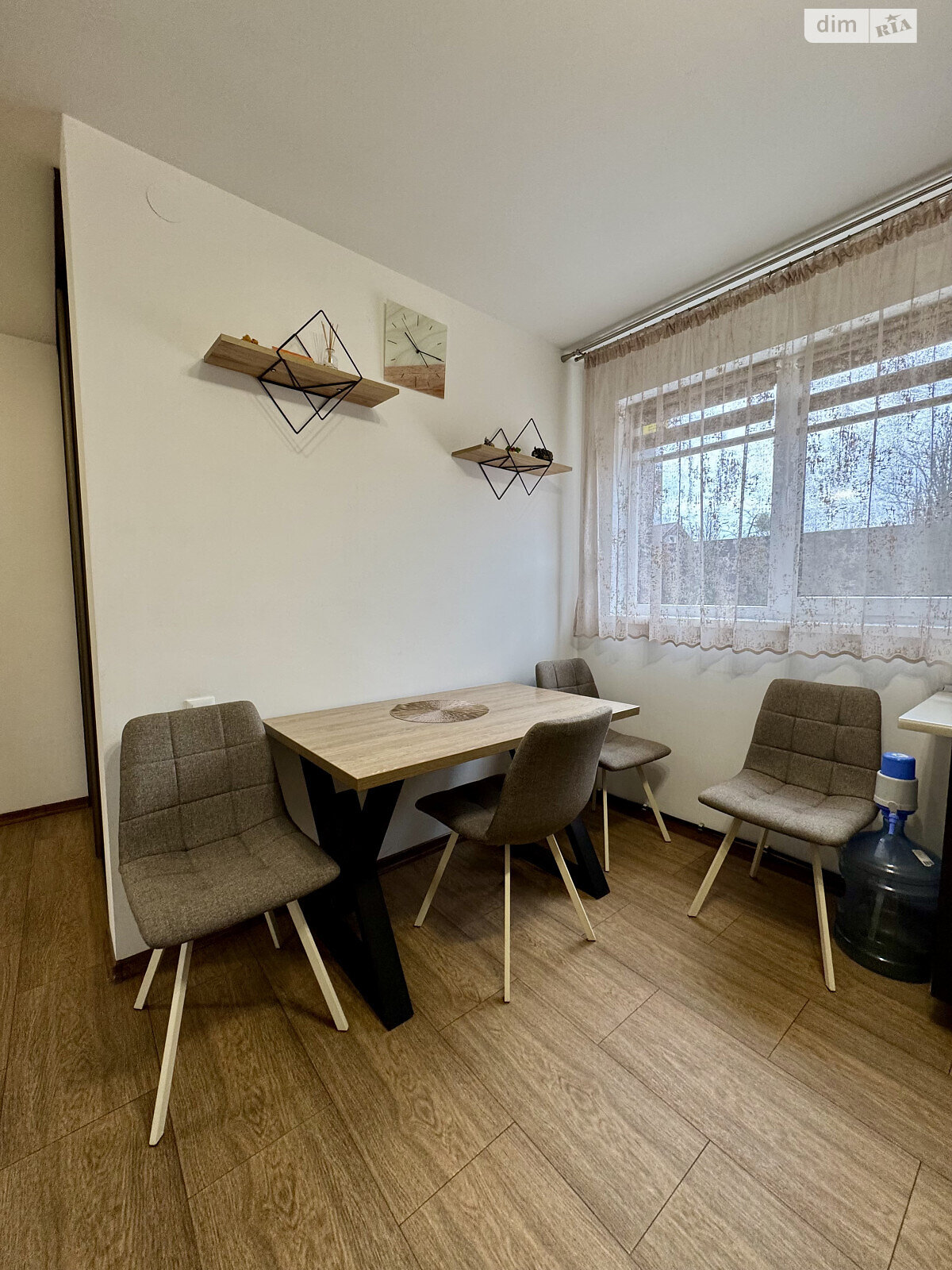 двоповерховий будинок, 112 кв. м, цегла. Продаж у Солонці фото 1 двоповерховий будинок, 112 кв. м, цегла. Продаж у Солонці фото 1