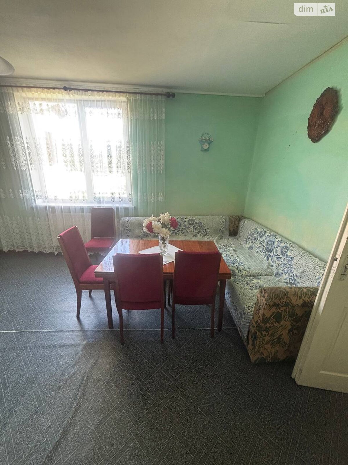 двоповерховий будинок з опаленням, 100 кв. м, цегла. Продаж у Солотвині фото 1 двоповерховий будинок з опаленням, 100 кв. м, цегла. Продаж у Солотвині фото 1