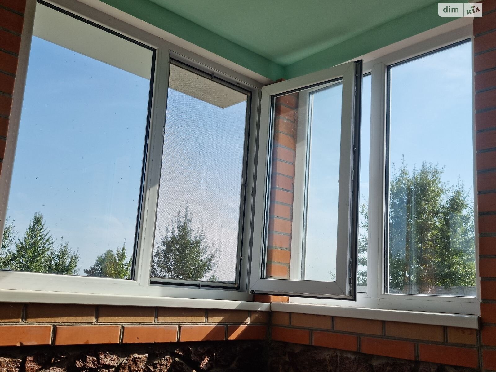 одноэтажный дом с верандой, 99.5 кв. м, кирпич. Продажа в Сошникове фото 1