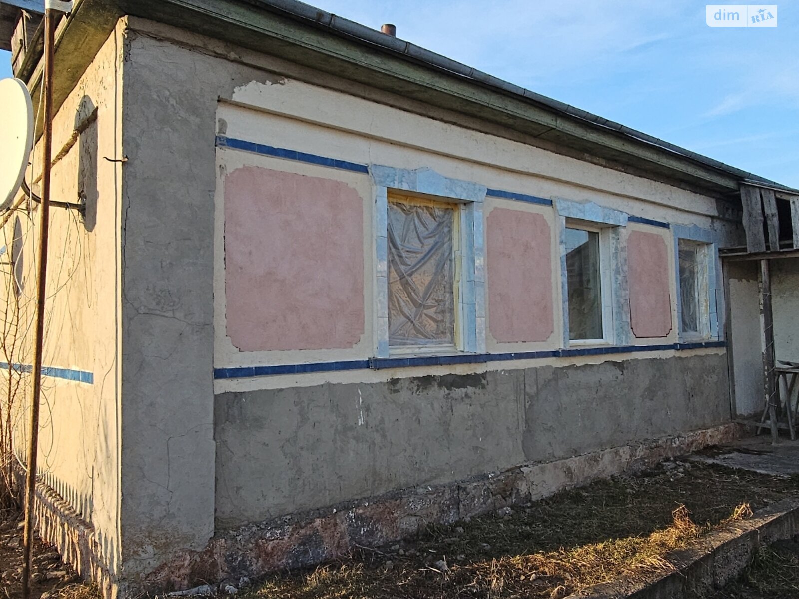 одноповерховий будинок з гаражем, 81.5 кв. м, цегла. Продаж у Сотниківці фото 1 одноповерховий будинок з гаражем, 81.5 кв. м, цегла. Продаж у Сотниківці фото 1