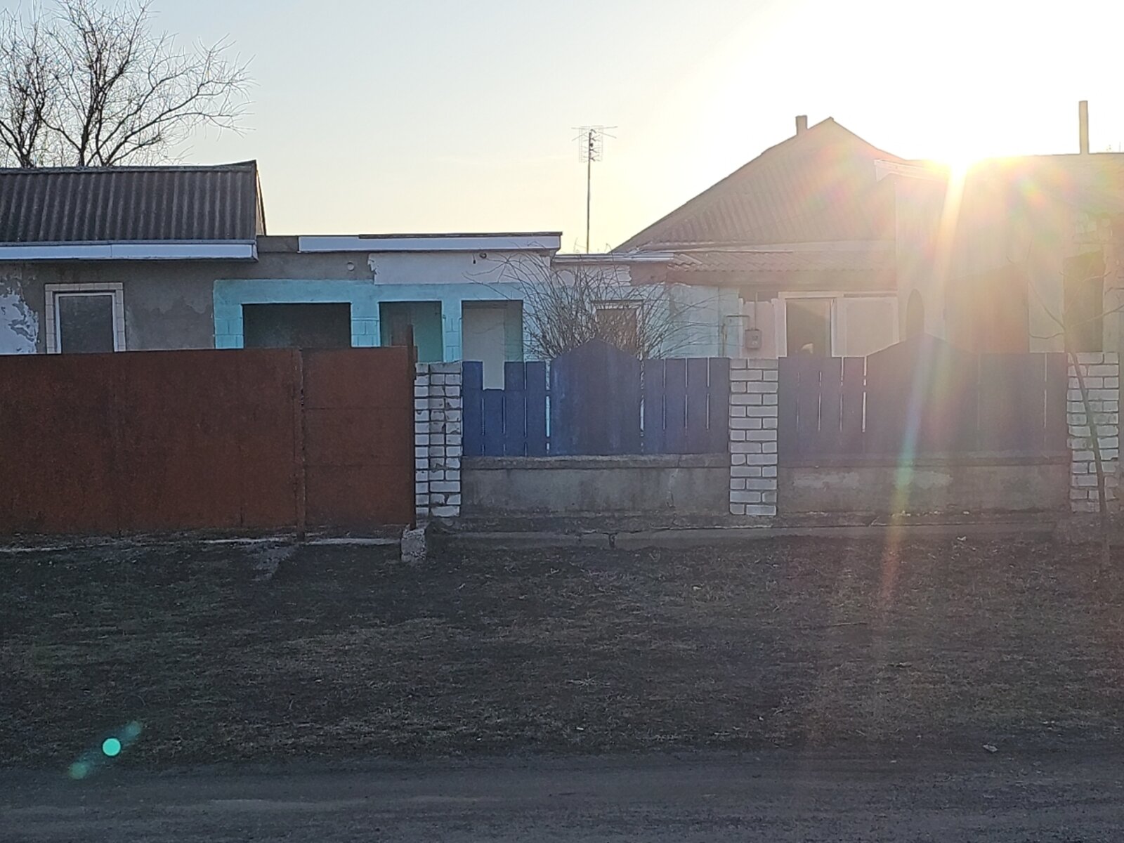 одноповерховий будинок з гаражем, 81.5 кв. м, цегла. Продаж у Сотниківці фото 1 одноповерховий будинок з гаражем, 81.5 кв. м, цегла. Продаж у Сотниківці фото 1