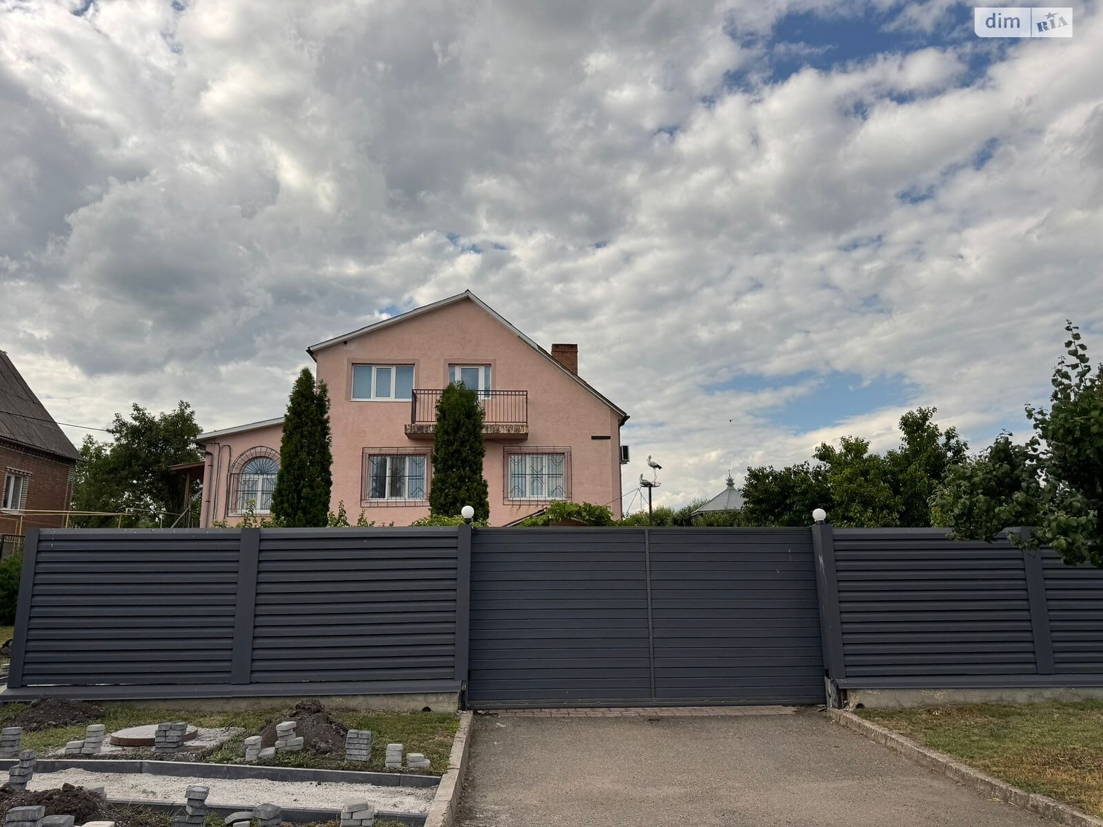 двухэтажный дом беседка, 150 кв. м, кирпич. Продажа в Созоновке фото 1