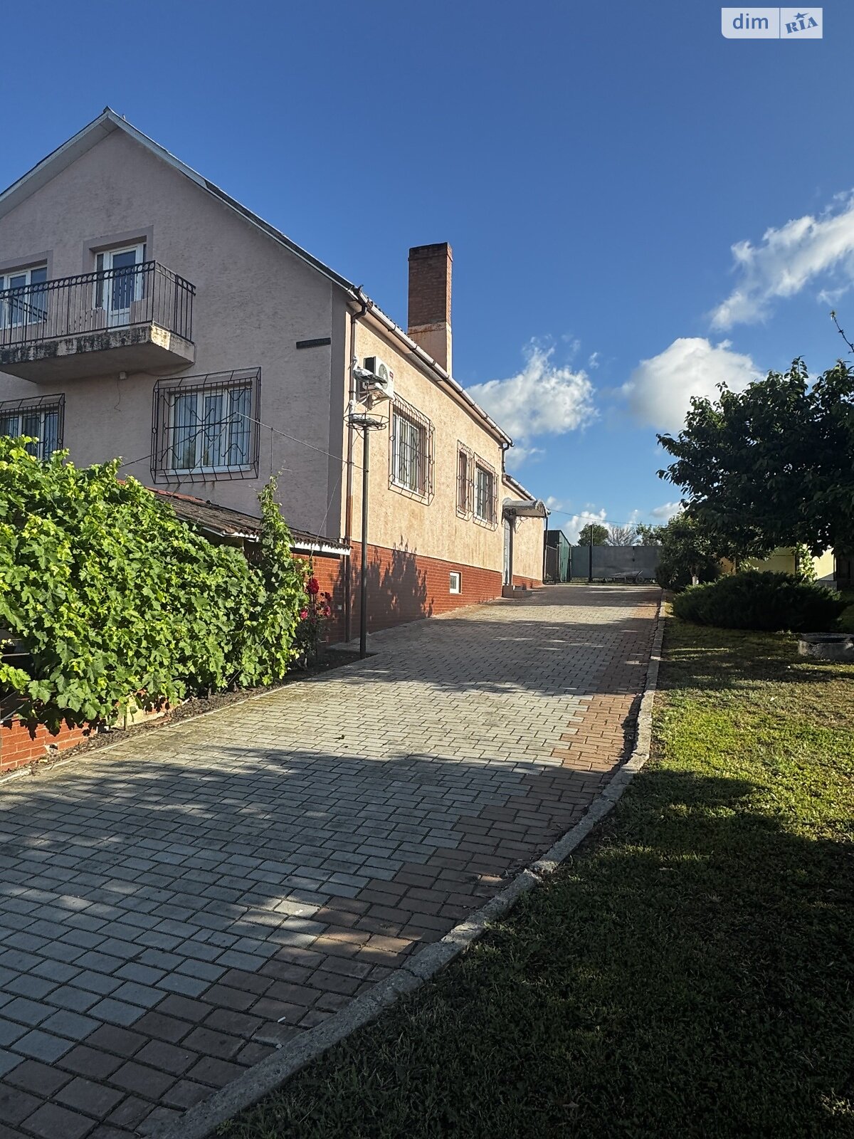 двухэтажный дом беседка, 150 кв. м, кирпич. Продажа в Созоновке фото 1