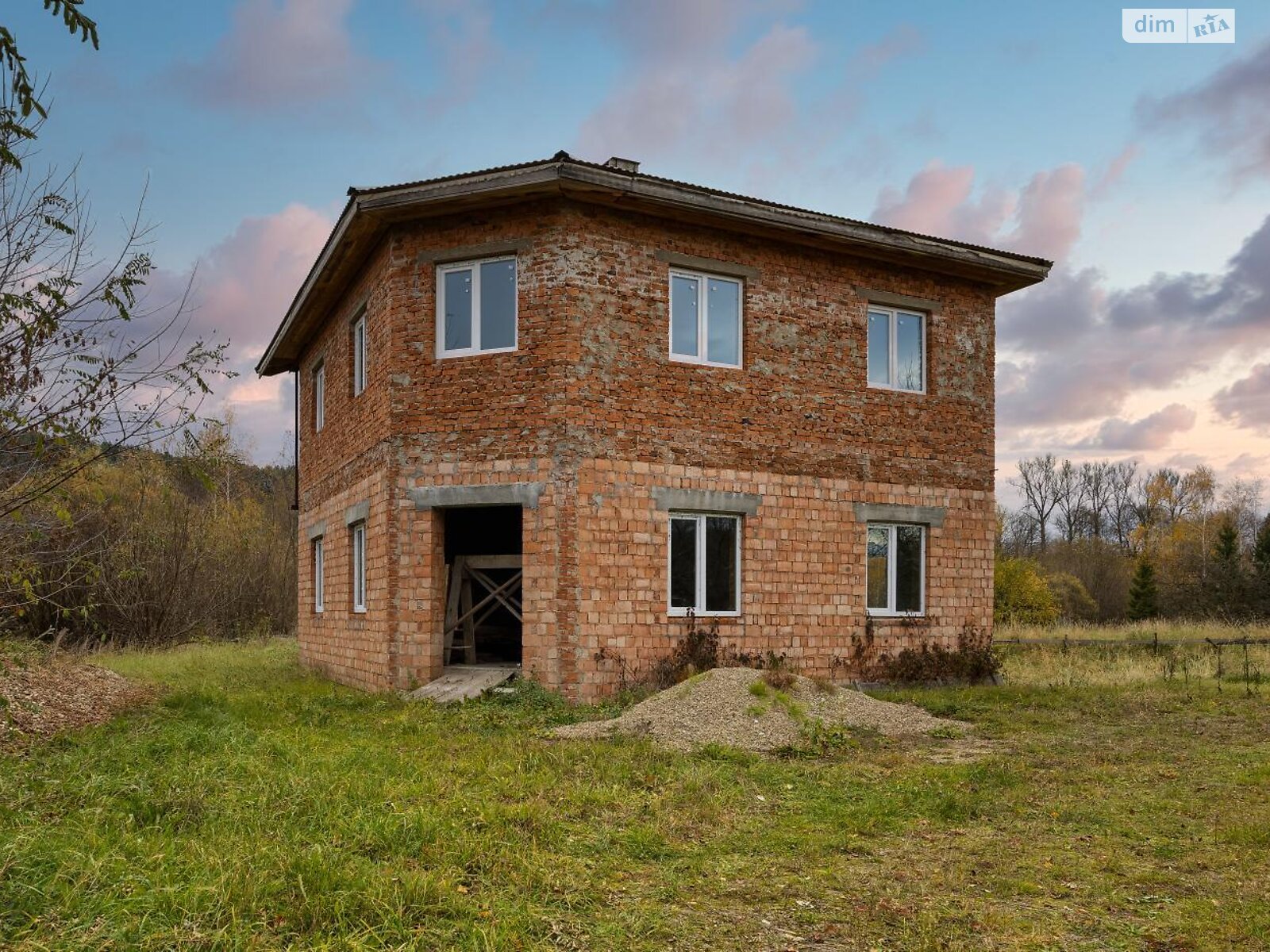 одноэтажный дом с отоплением, 318.1 кв. м, кирпич. Продажа в Спасе фото 1 одноэтажный дом с отоплением, 318.1 кв. м, кирпич. Продажа в Спасе фото 1