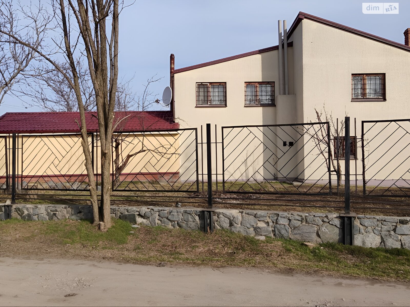 двоповерховий будинок з верандою, 245.2 кв. м, цегла. Продаж у Спаське фото 1 двоповерховий будинок з верандою, 245.2 кв. м, цегла. Продаж у Спаське фото 1