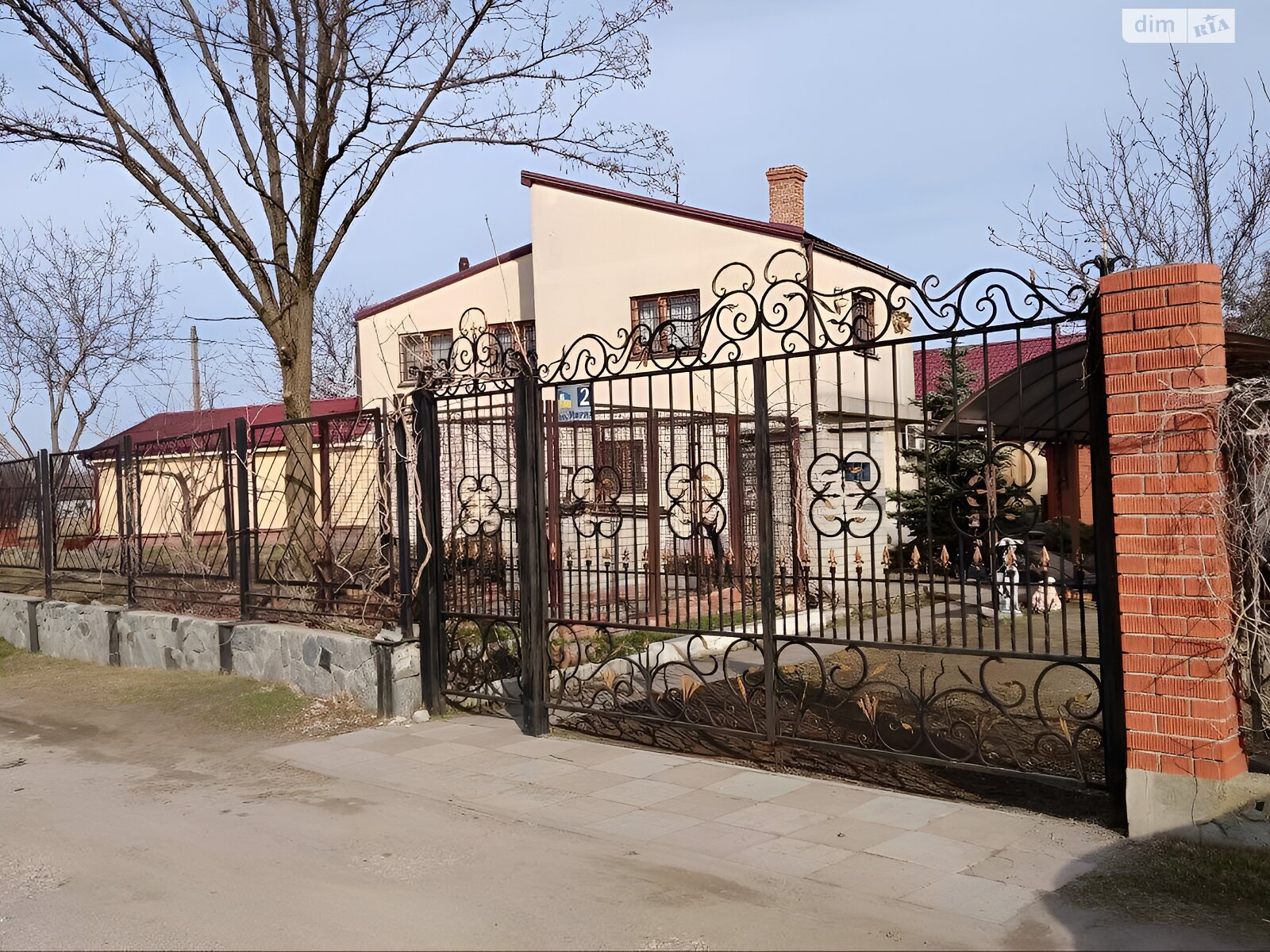 двухэтажный дом с верандой, 245.2 кв. м, монолит. Продажа в Спаском фото 1 двухэтажный дом с верандой, 245.2 кв. м, монолит. Продажа в Спаском фото 1