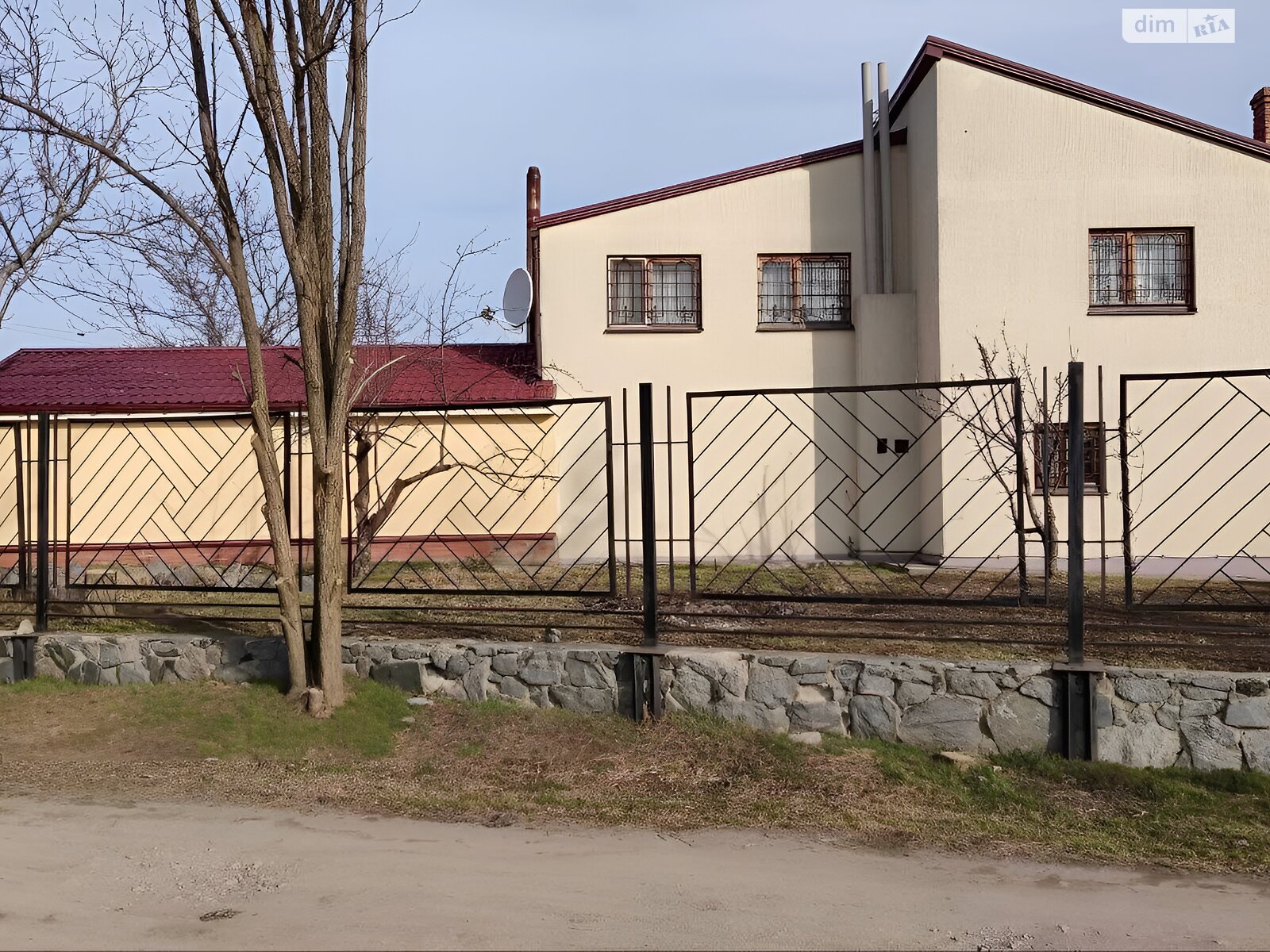 двухэтажный дом с верандой, 245.2 кв. м, монолит. Продажа в Спаском фото 1 двухэтажный дом с верандой, 245.2 кв. м, монолит. Продажа в Спаском фото 1