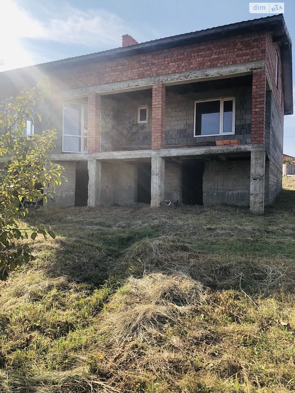 двухэтажный дом с гаражом, 214.96 кв. м, кирпич. Продажа в Среднем фото 1 двухэтажный дом с гаражом, 214.96 кв. м, кирпич. Продажа в Среднем фото 1