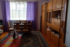 двоповерховий будинок з балконом, 250 кв. м, цегла. Продаж у Середньому фото 2