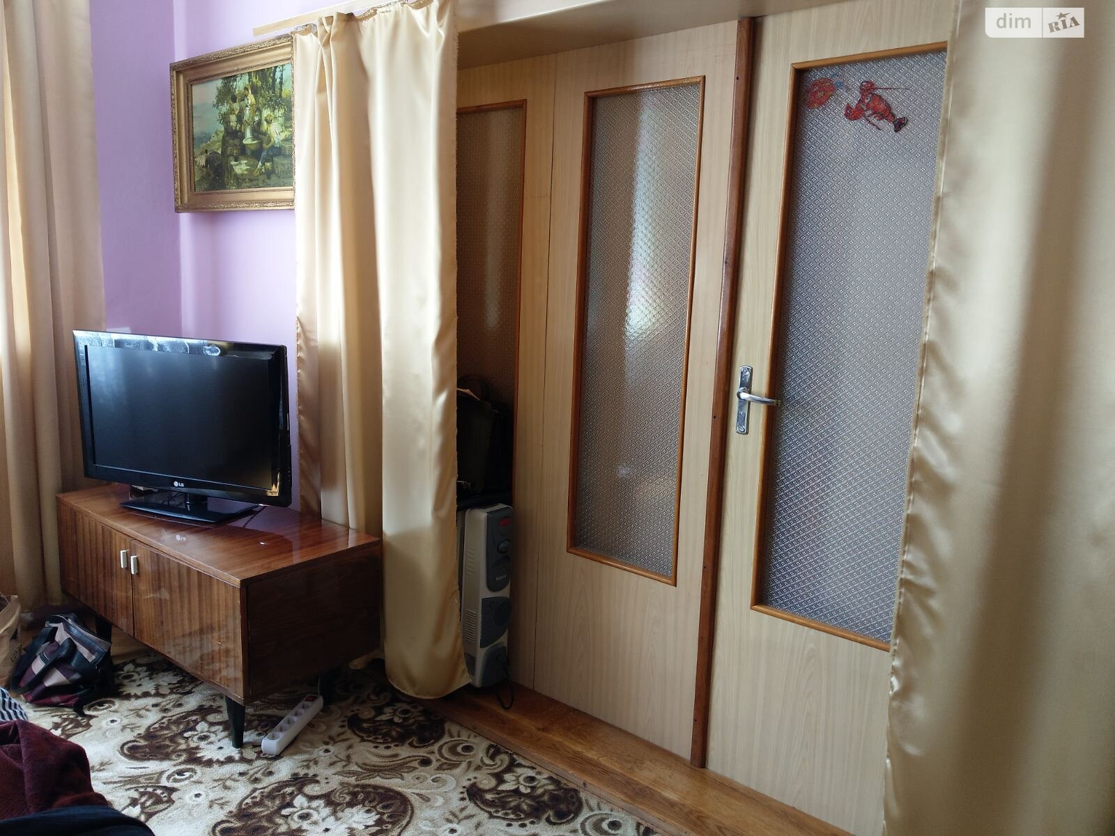 двухэтажный дом с балконом, 280 кв. м, кирпич. Продажа в Среднем фото 1