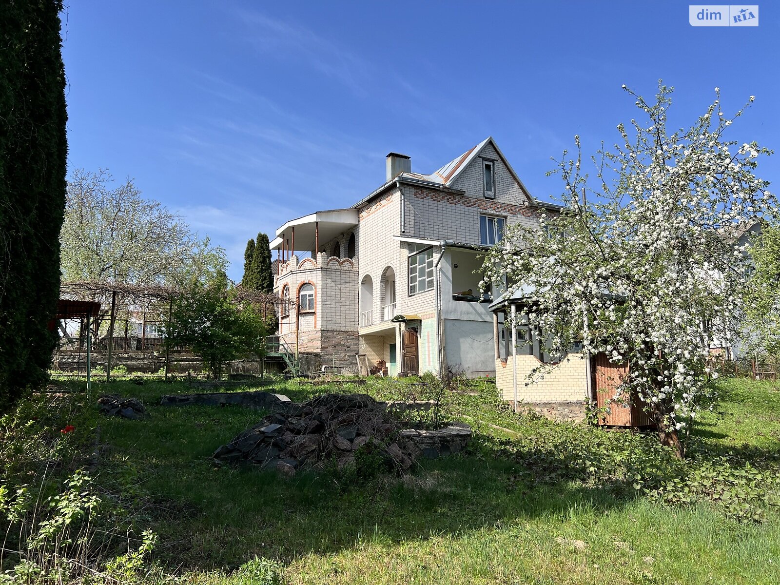 двоповерховий будинок з верандою, 327.3 кв. м, цегла. Продаж у Станишівці фото 1 двоповерховий будинок з верандою, 327.3 кв. м, цегла. Продаж у Станишівці фото 1