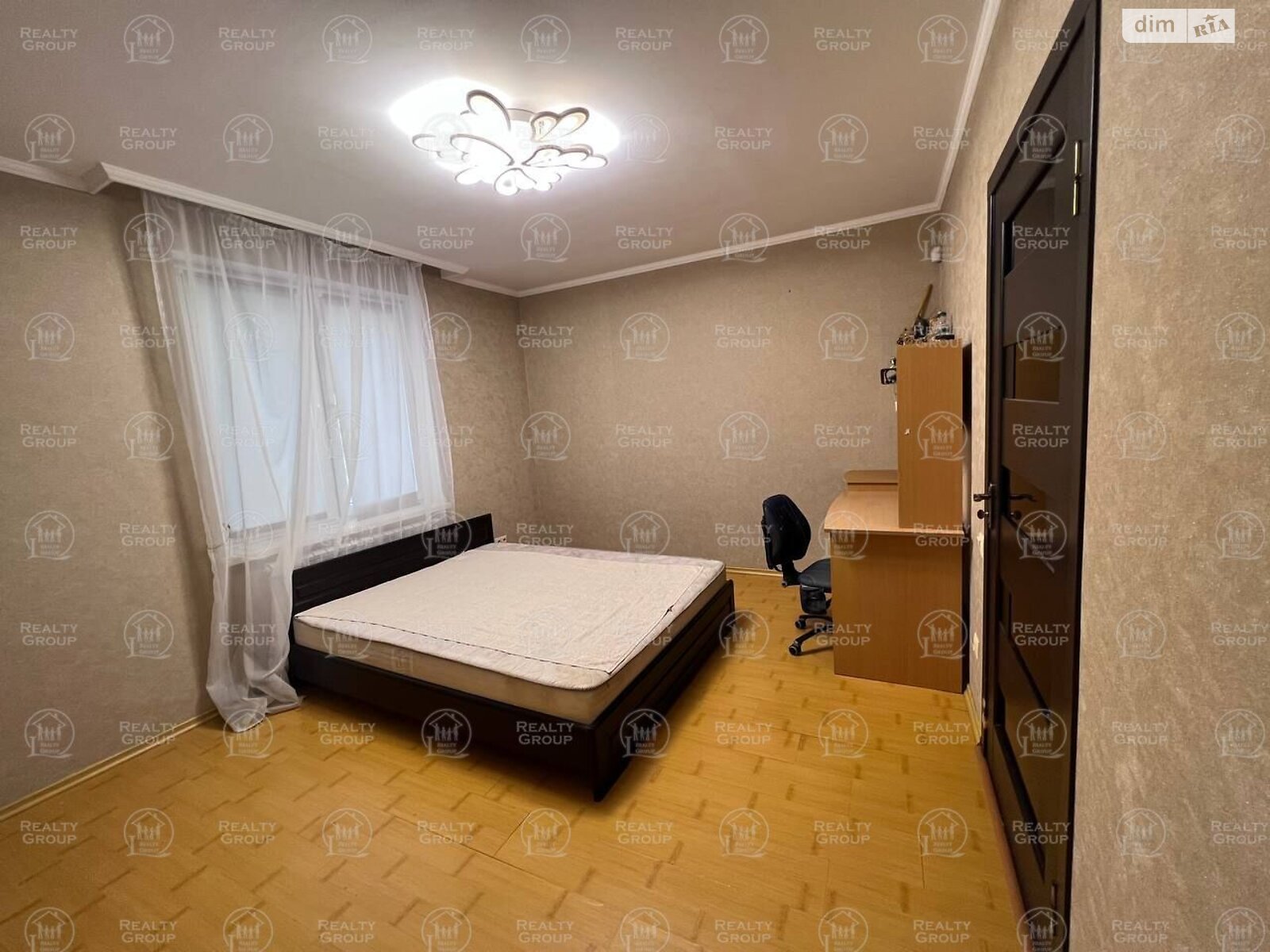 двоповерховий будинок з гаражем, 280 кв. м, цегла. Продаж у Станції Усатове фото 1 двоповерховий будинок з гаражем, 280 кв. м, цегла. Продаж у Станції Усатове фото 1