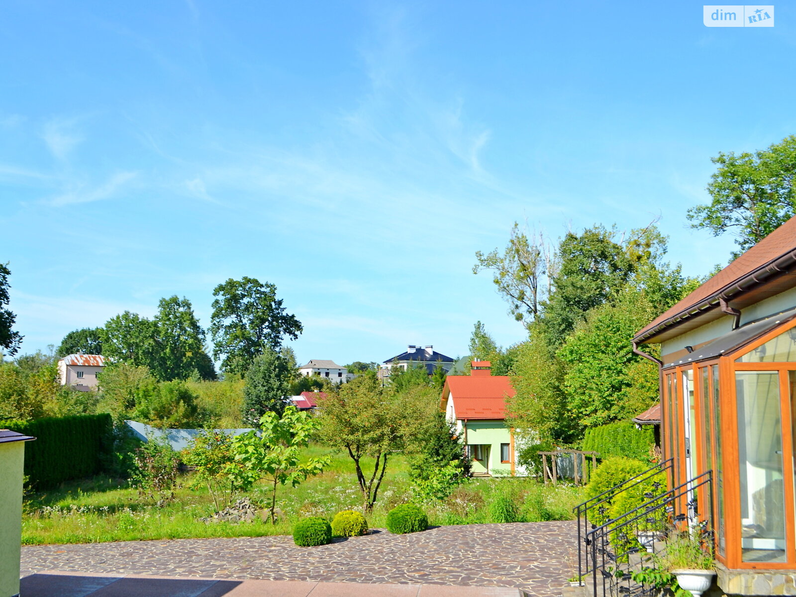 двоповерховий будинок з гаражем, 211.3 кв. м, цегла. Продаж у Старичах фото 1 двоповерховий будинок з гаражем, 211.3 кв. м, цегла. Продаж у Старичах фото 1