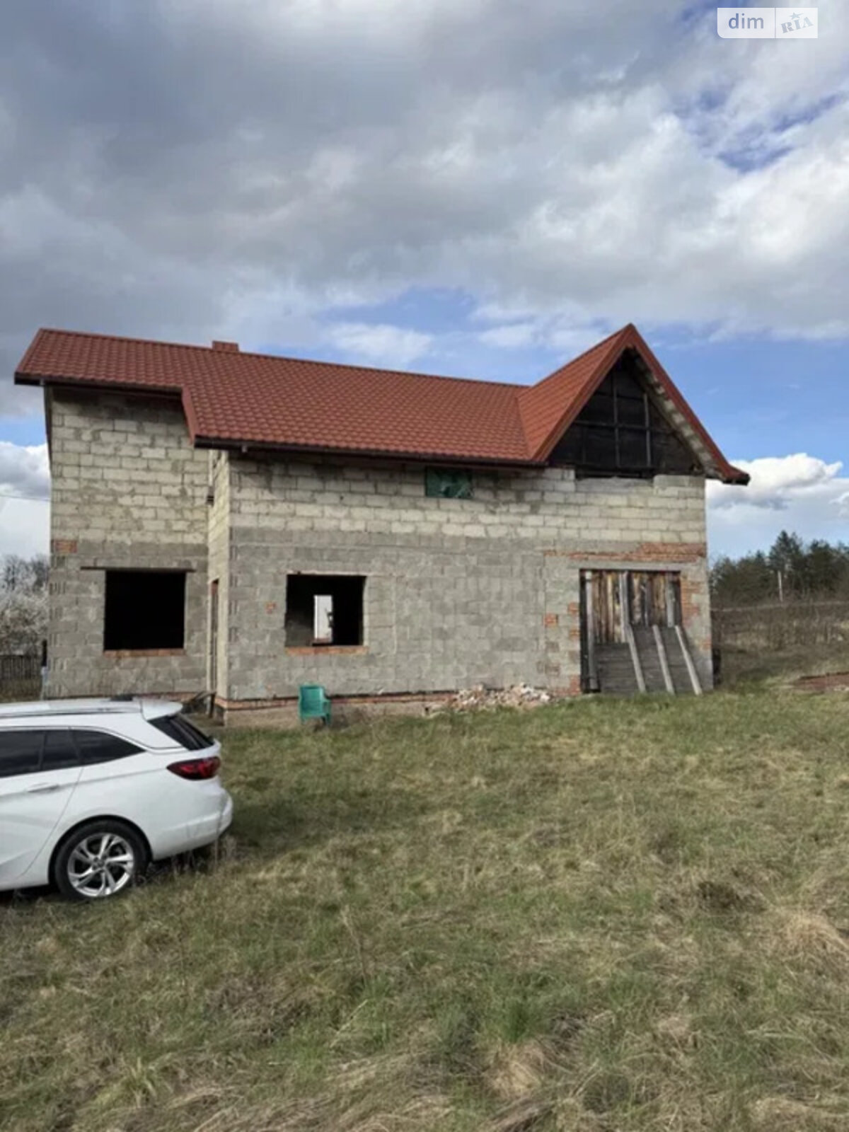 двухэтажный дом с гаражом, 220 кв. м, кирпич. Продажа в Старичах фото 1