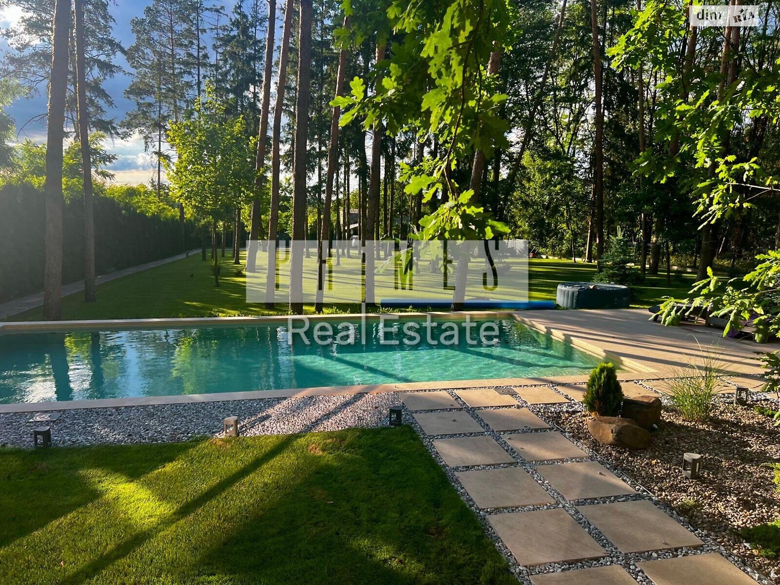 двоповерховий будинок бесідка, 215 кв. м, цегла. Продаж у Старих Безрадичах фото 1 двоповерховий будинок бесідка, 215 кв. м, цегла. Продаж у Старих Безрадичах фото 1