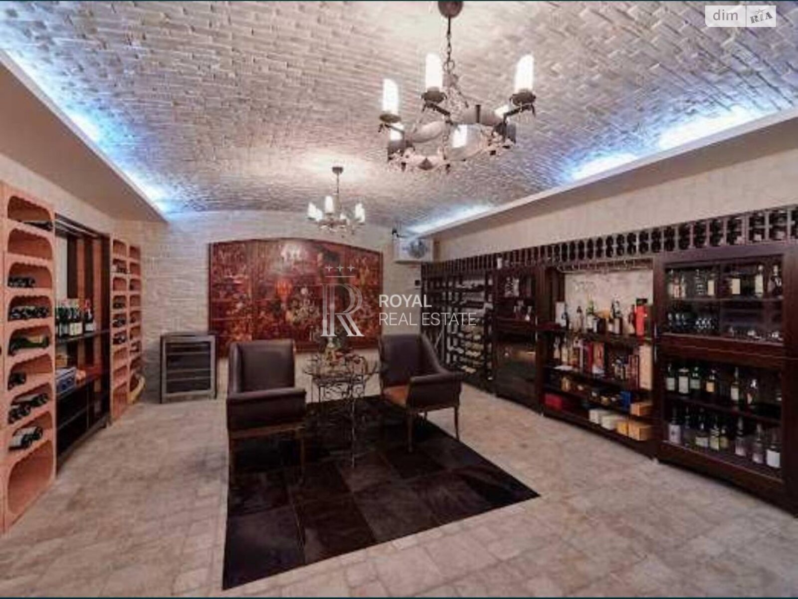 двухэтажный дом, 1252 кв. м, кирпич. Продажа в Старых Безрадичах фото 1 двухэтажный дом, 1252 кв. м, кирпич. Продажа в Старых Безрадичах фото 1