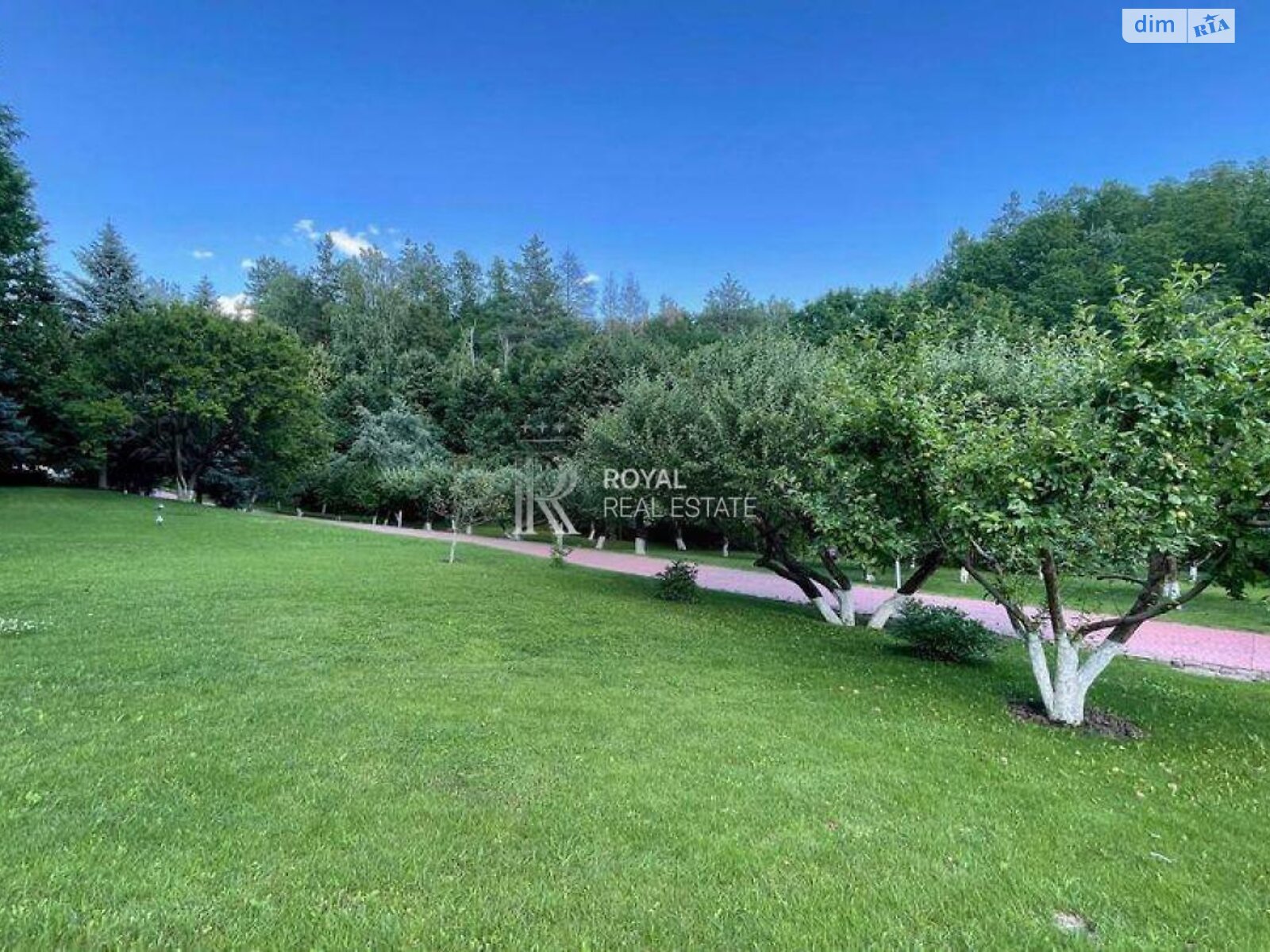 двухэтажный дом, 1252 кв. м, кирпич. Продажа в Старых Безрадичах фото 1 двухэтажный дом, 1252 кв. м, кирпич. Продажа в Старых Безрадичах фото 1