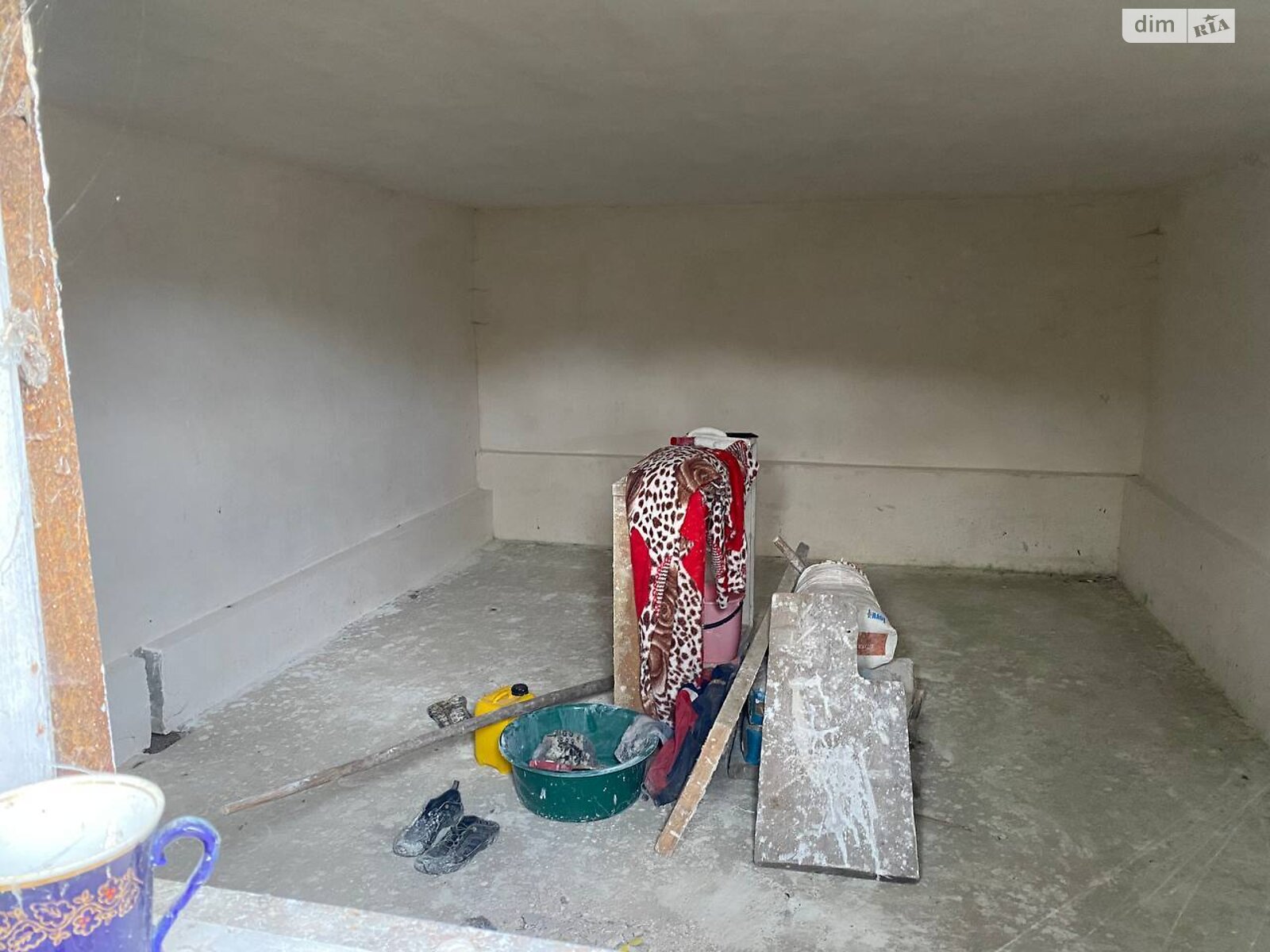 трехэтажный дом с гаражом, 270 кв. м, дерево и кирпич. Продажа в Старых Кутах фото 1 трехэтажный дом с гаражом, 270 кв. м, дерево и кирпич. Продажа в Старых Кутах фото 1