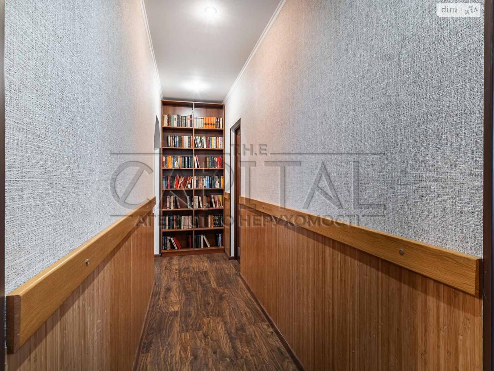 двухэтажный дом с верандой, 303.8 кв. м, кирпич. Продажа в Старых Петровцах фото 1 двухэтажный дом с верандой, 303.8 кв. м, кирпич. Продажа в Старых Петровцах фото 1