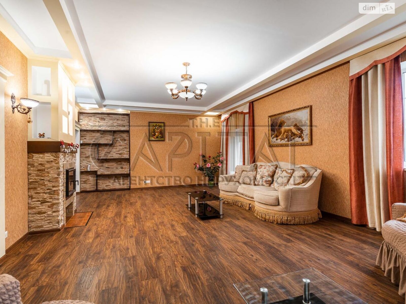 двухэтажный дом с верандой, 303.8 кв. м, кирпич. Продажа в Старых Петровцах фото 1 двухэтажный дом с верандой, 303.8 кв. м, кирпич. Продажа в Старых Петровцах фото 1