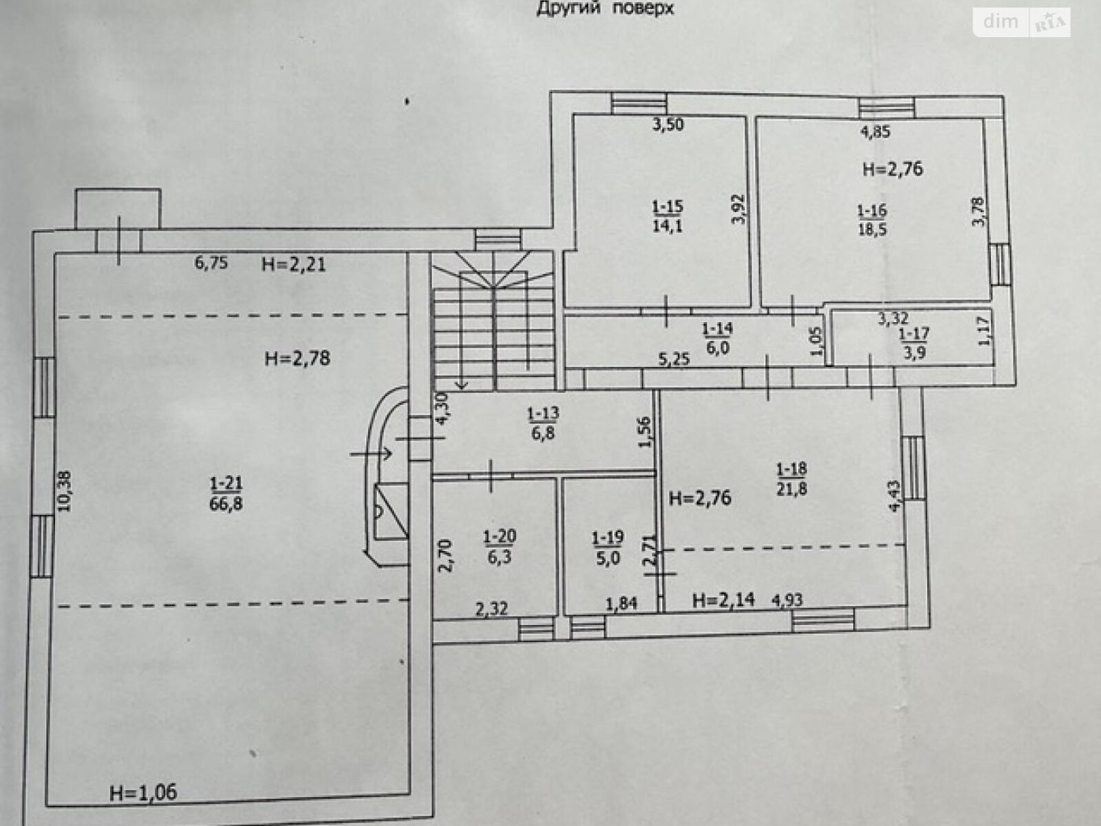 двухэтажный дом с верандой, 303.8 кв. м, кирпич. Продажа в Старых Петровцах фото 1