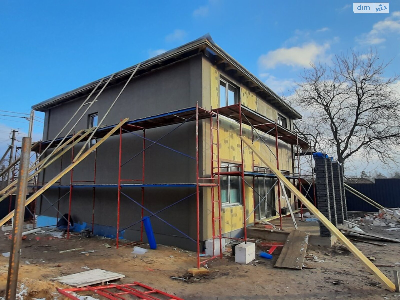 двухэтажный дом, 170 кв. м, пеноблок. Продажа в Старых Петровцах фото 1