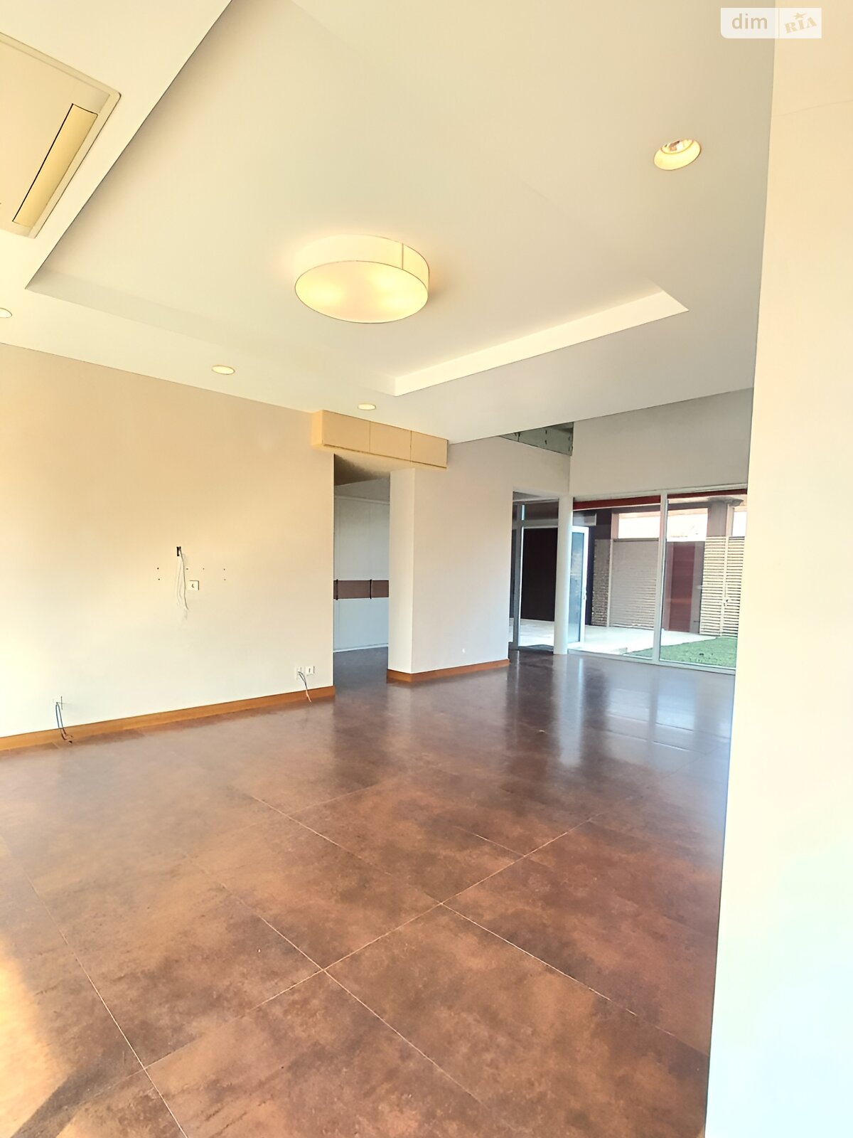двоповерховий будинок з балконом, 300 кв. м, цегла. Продаж у Старих Петрівцях фото 1 двоповерховий будинок з балконом, 300 кв. м, цегла. Продаж у Старих Петрівцях фото 1