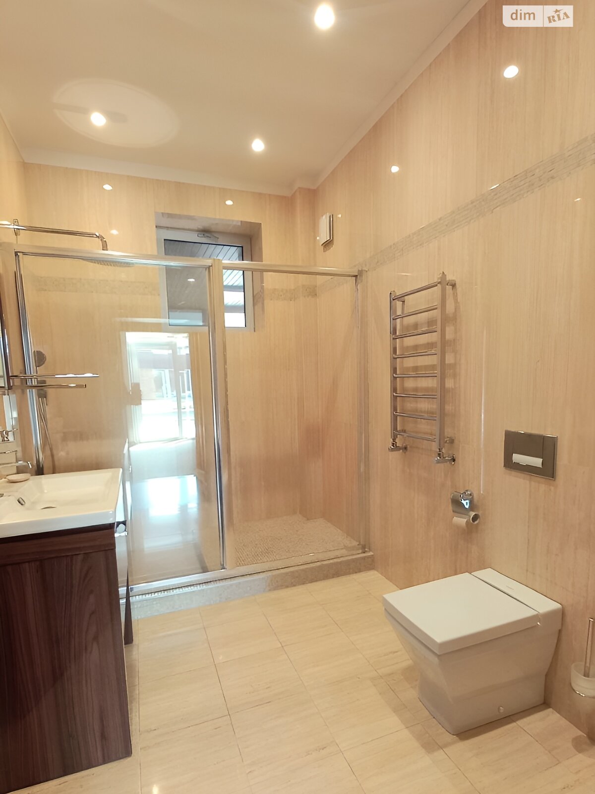 двоповерховий будинок з балконом, 300 кв. м, цегла. Продаж у Старих Петрівцях фото 1 двоповерховий будинок з балконом, 300 кв. м, цегла. Продаж у Старих Петрівцях фото 1