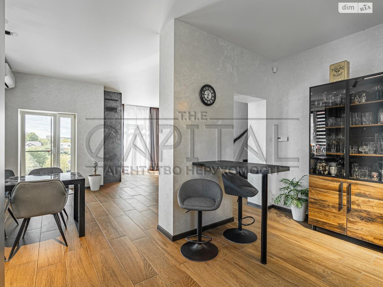 двухэтажный дом с ремонтом, 152 кв. м, кирпич. Продажа в Старых Петровцах фото 1 двухэтажный дом с ремонтом, 152 кв. м, кирпич. Продажа в Старых Петровцах фото 1