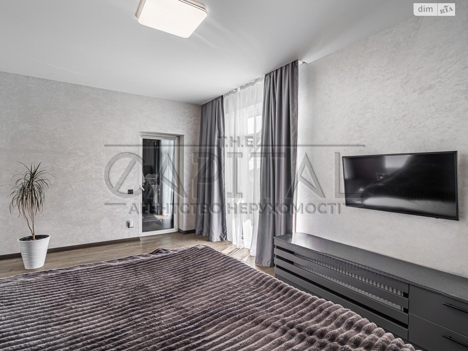 двухэтажный дом с ремонтом, 152 кв. м, кирпич. Продажа в Старых Петровцах фото 1 двухэтажный дом с ремонтом, 152 кв. м, кирпич. Продажа в Старых Петровцах фото 1