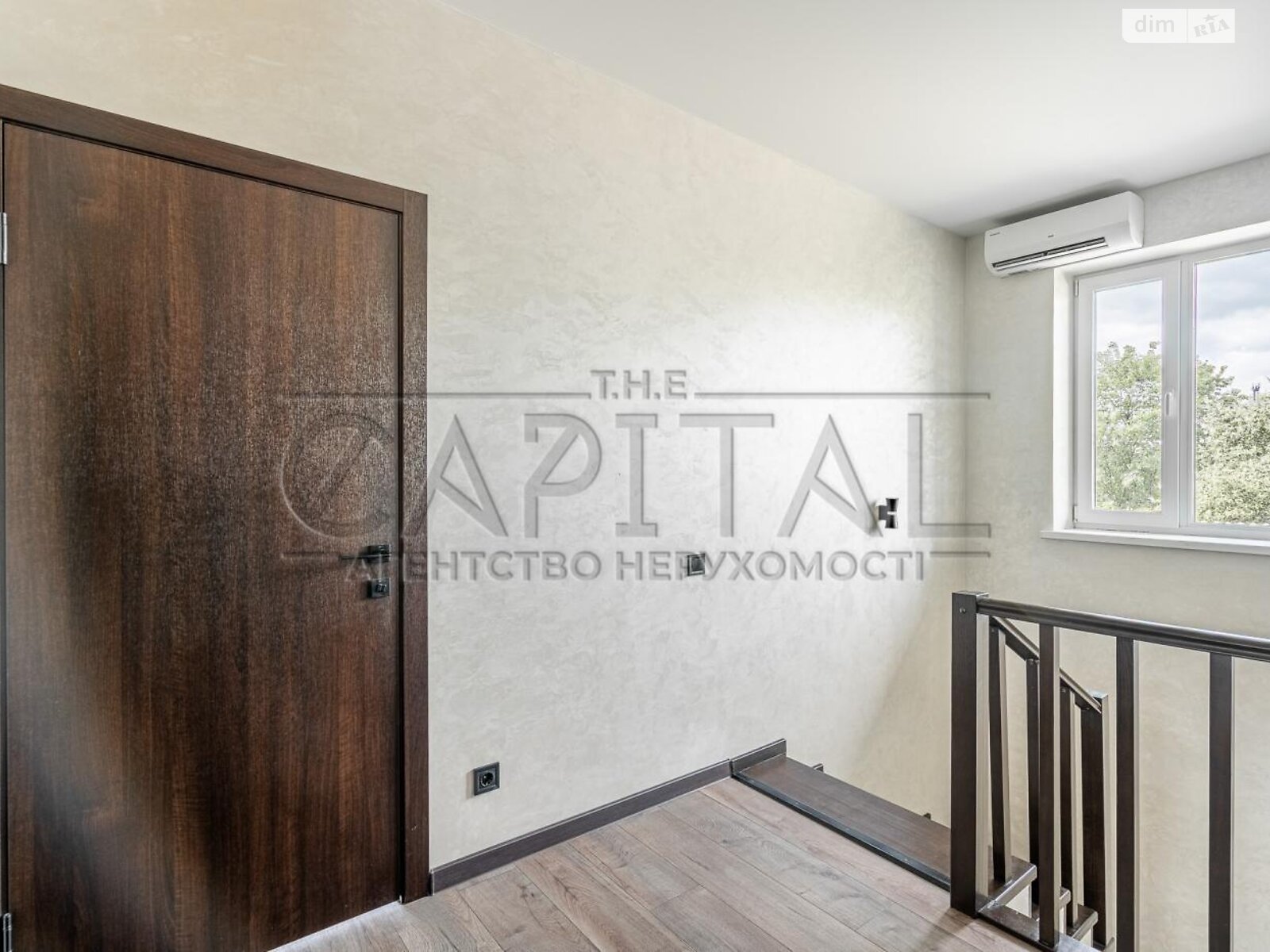 двухэтажный дом с ремонтом, 152 кв. м, кирпич. Продажа в Старых Петровцах фото 1 двухэтажный дом с ремонтом, 152 кв. м, кирпич. Продажа в Старых Петровцах фото 1