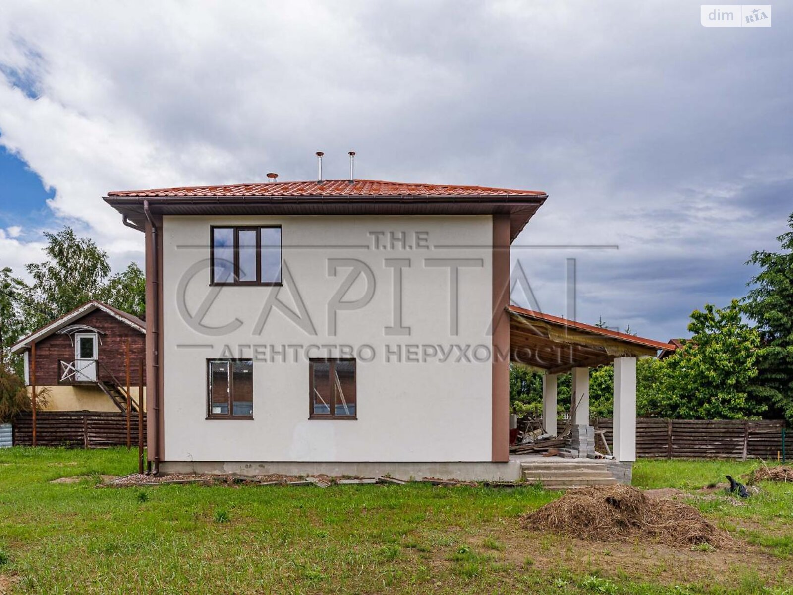 двухэтажный дом, 110 кв. м, кирпич. Продажа в Старых Петровцах фото 1 двухэтажный дом, 110 кв. м, кирпич. Продажа в Старых Петровцах фото 1